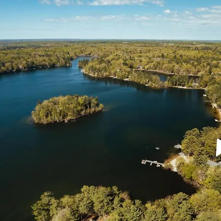 Scenic Spider Lake Beach Resort Pontoon Rentals Traverse City Exterior photo